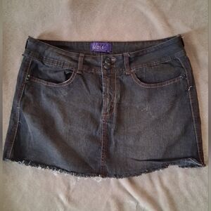 Miley Cyrus & Max Azria Black Denim Frayed Hem Mini Skirt